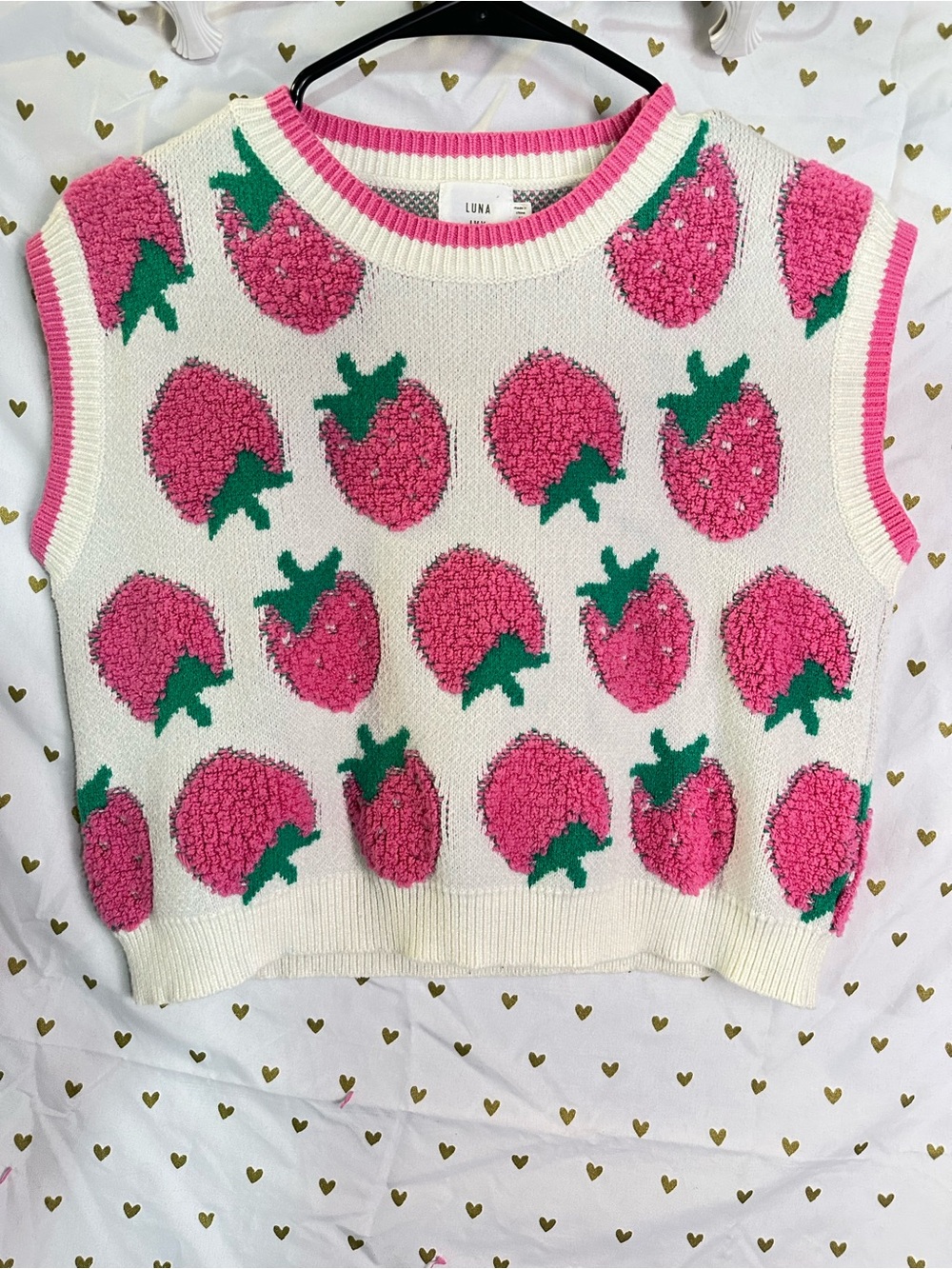 Luna Ivy Cute Strawberry Knit Sweater Vest Pink Textured Bouclé Cream M